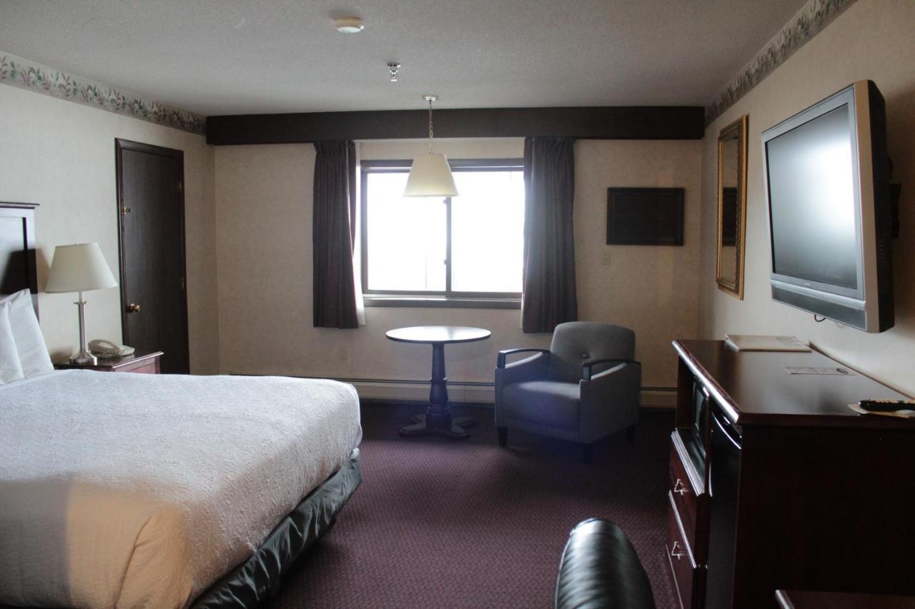 Shiretown Inn & Suites Houlton Kültér fotó